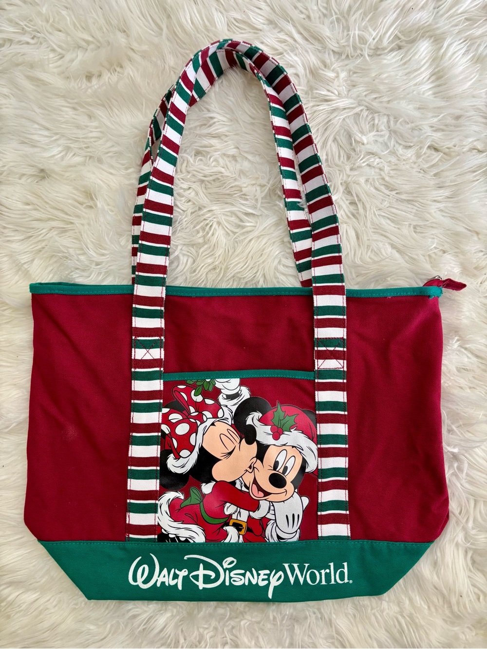 Walt Disney World Mickey Minnie Mouse Mistletoe Kiss Zippered Christmas Tote Bag